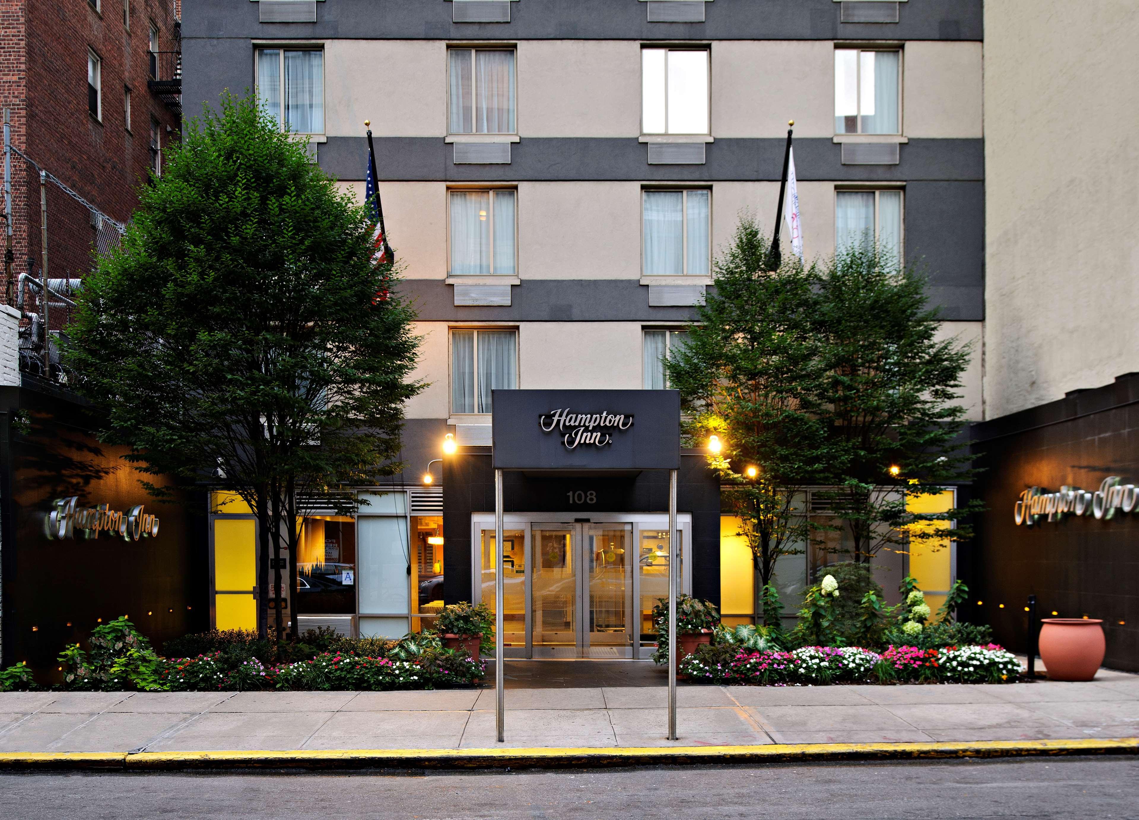 Hampton Inn Manhattan Chelsea New York Exterior foto