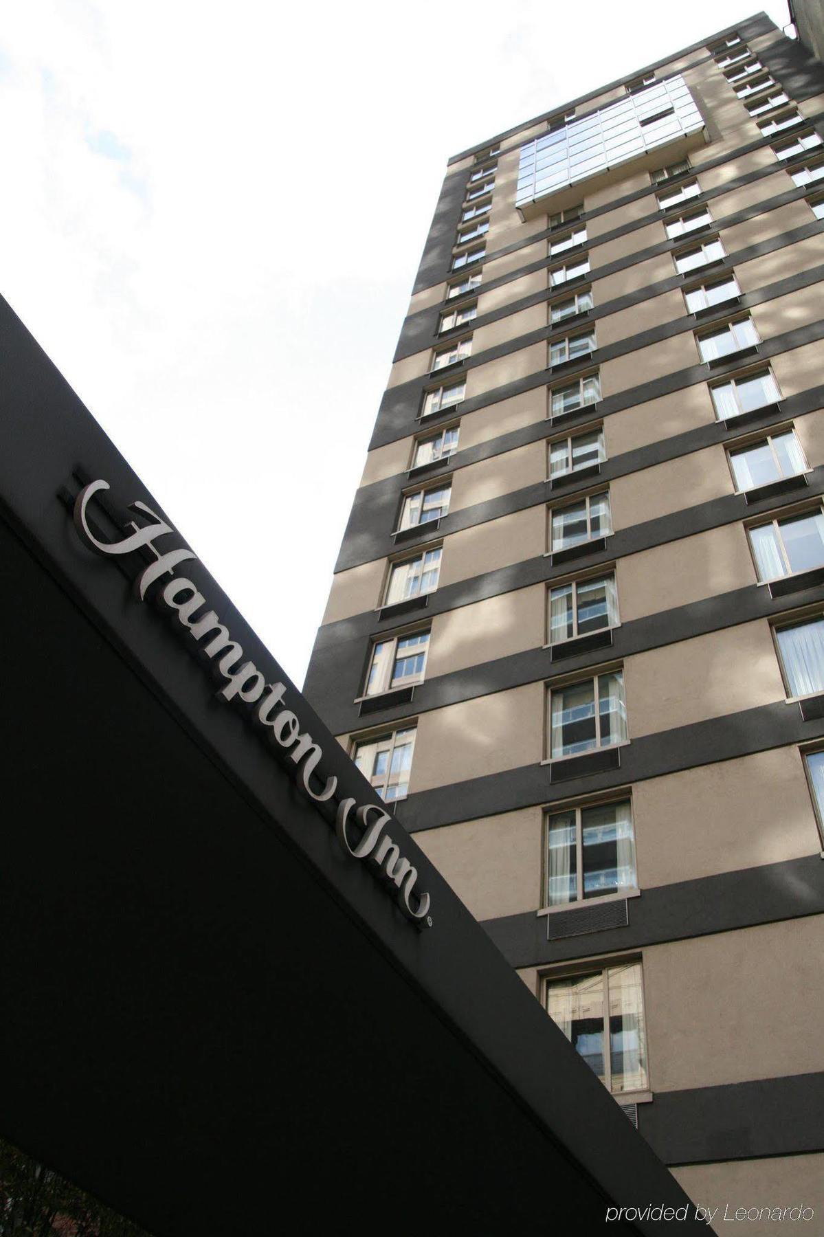 Hampton Inn Manhattan Chelsea New York Exterior foto